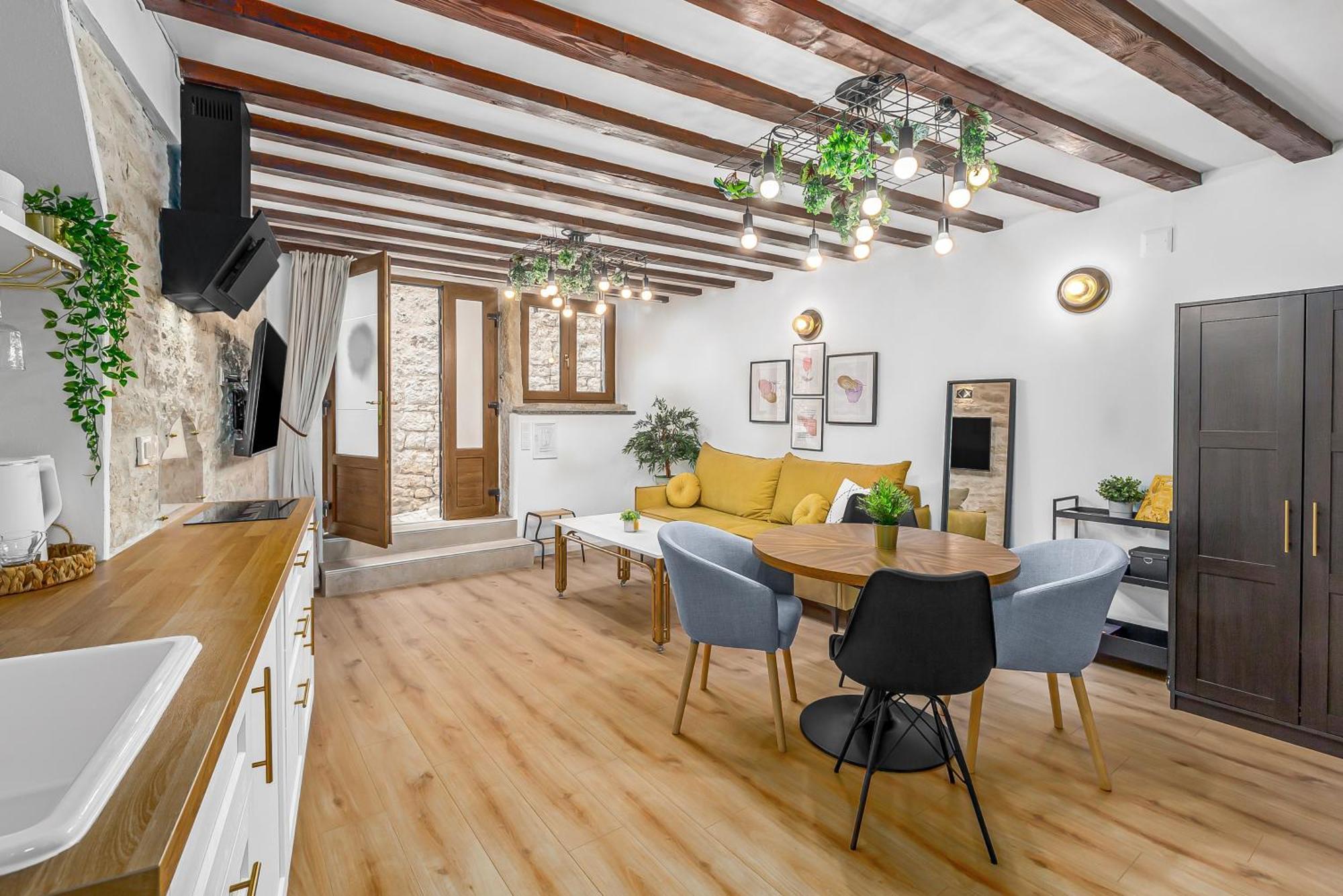 La Bestia Deluxe Studio Apartment روفينج المظهر الخارجي الصورة